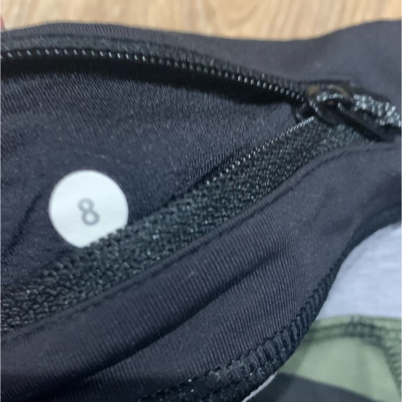 Lululemon Run: Inspire Crop II *All Full-On Luxtreme - Picture 7 of 7